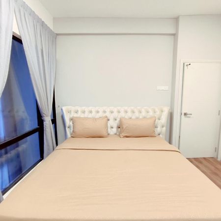 Arte Mont Kiara Host By Host Corner Suites Kuala Lumpur Phòng bức ảnh