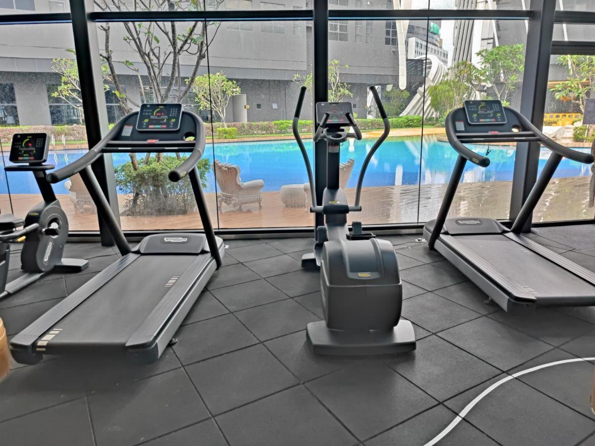 Arte Mont Kiara Host By Host Corner Suites Kuala Lumpur Phòng bức ảnh