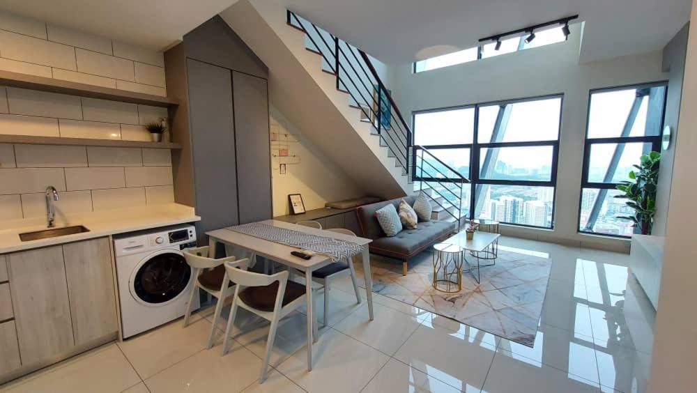 Arte Mont Kiara Host By Host Corner Suites Kuala Lumpur Ngoại thất bức ảnh