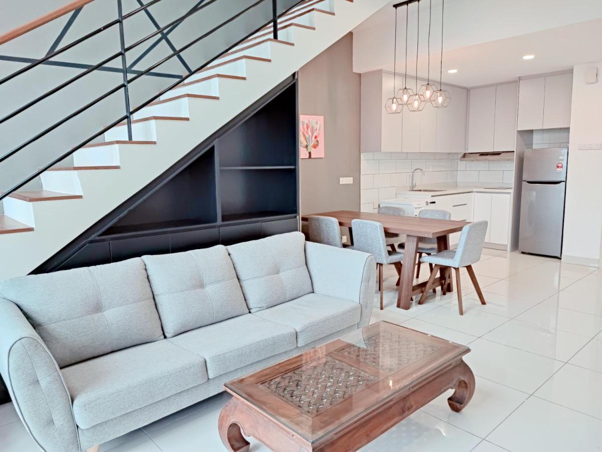 Arte Mont Kiara Host By Host Corner Suites Kuala Lumpur Phòng bức ảnh