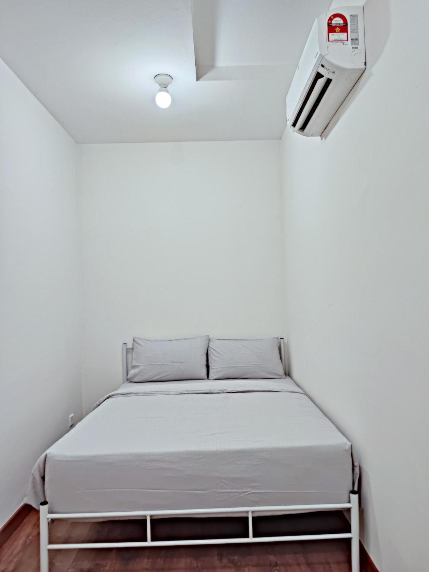 Arte Mont Kiara Host By Host Corner Suites Kuala Lumpur Phòng bức ảnh